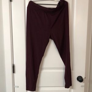 Simple Addiction buttery soft leggings